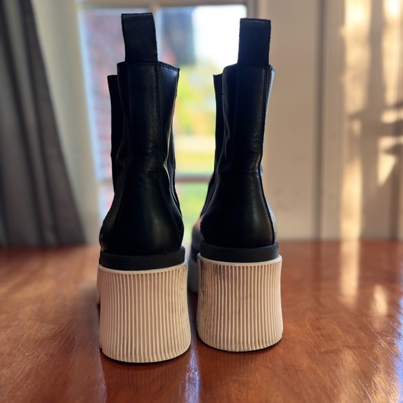 Copenhagen Studios Vitello CPH597 Leather Chelsea Platform Boots - Picture 5 of 9